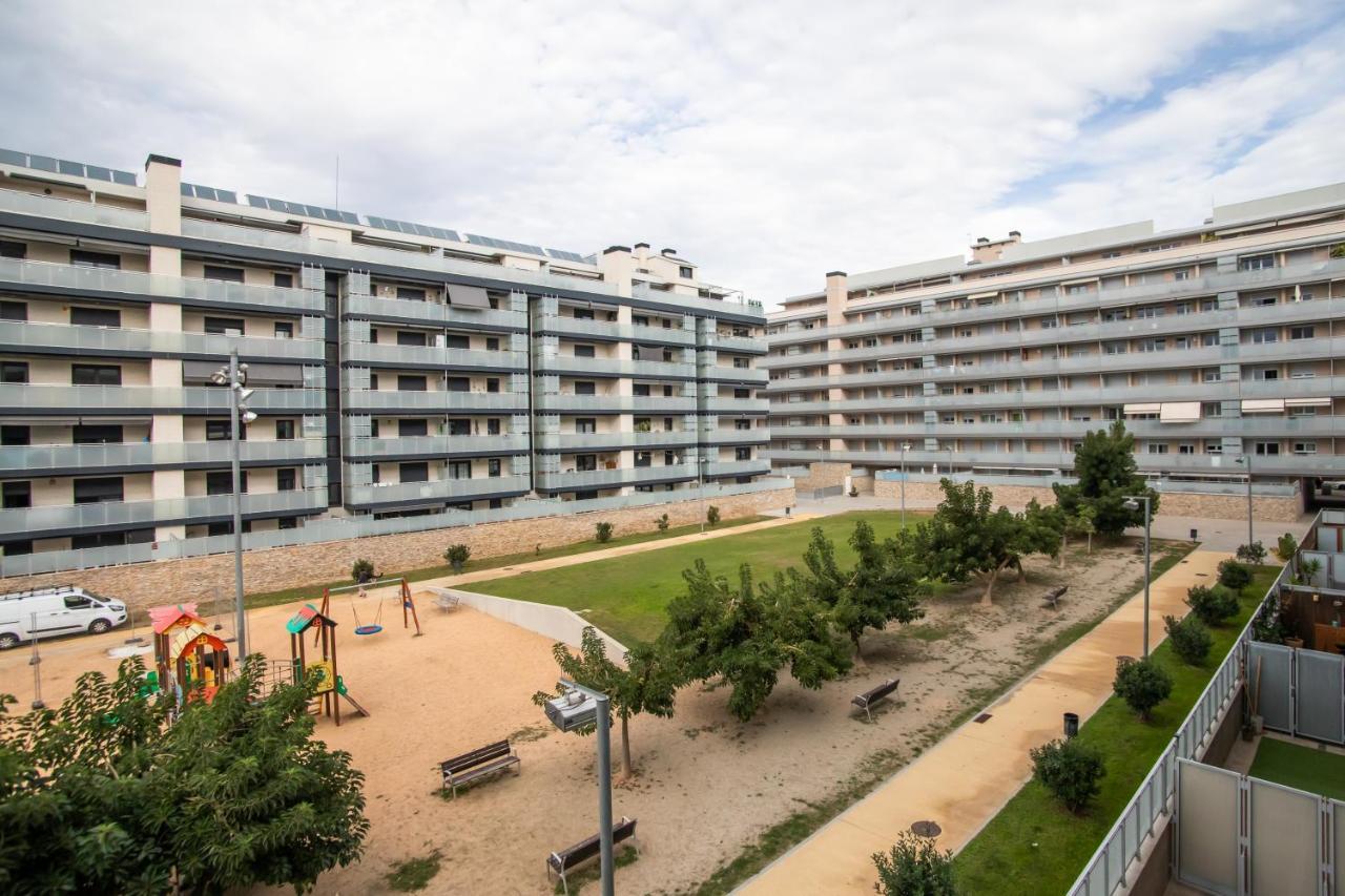 Tendency Apartments Forum Sant Adria de Besos Exterior photo
